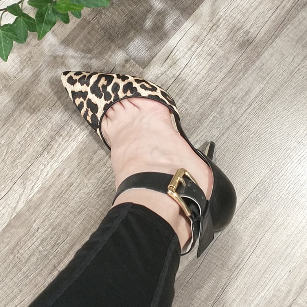 Shoes - Picture 2 of 9